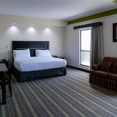 Best Western Hotel Plaza Matamoros Екстер'єр фото