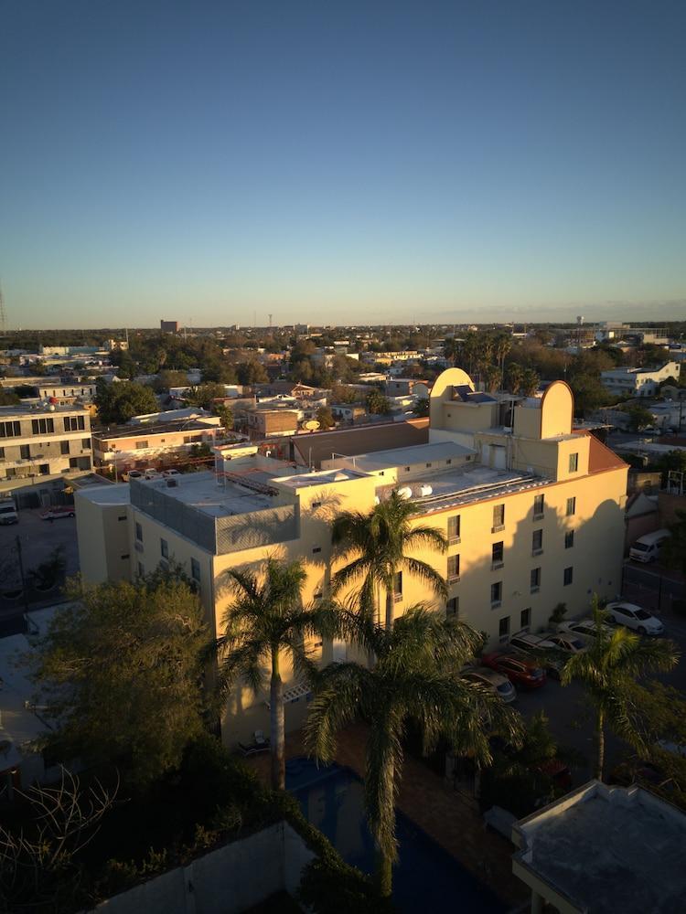 Best Western Hotel Plaza Matamoros Екстер'єр фото