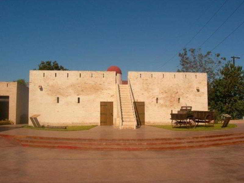 Best Western Hotel Plaza Matamoros Екстер'єр фото