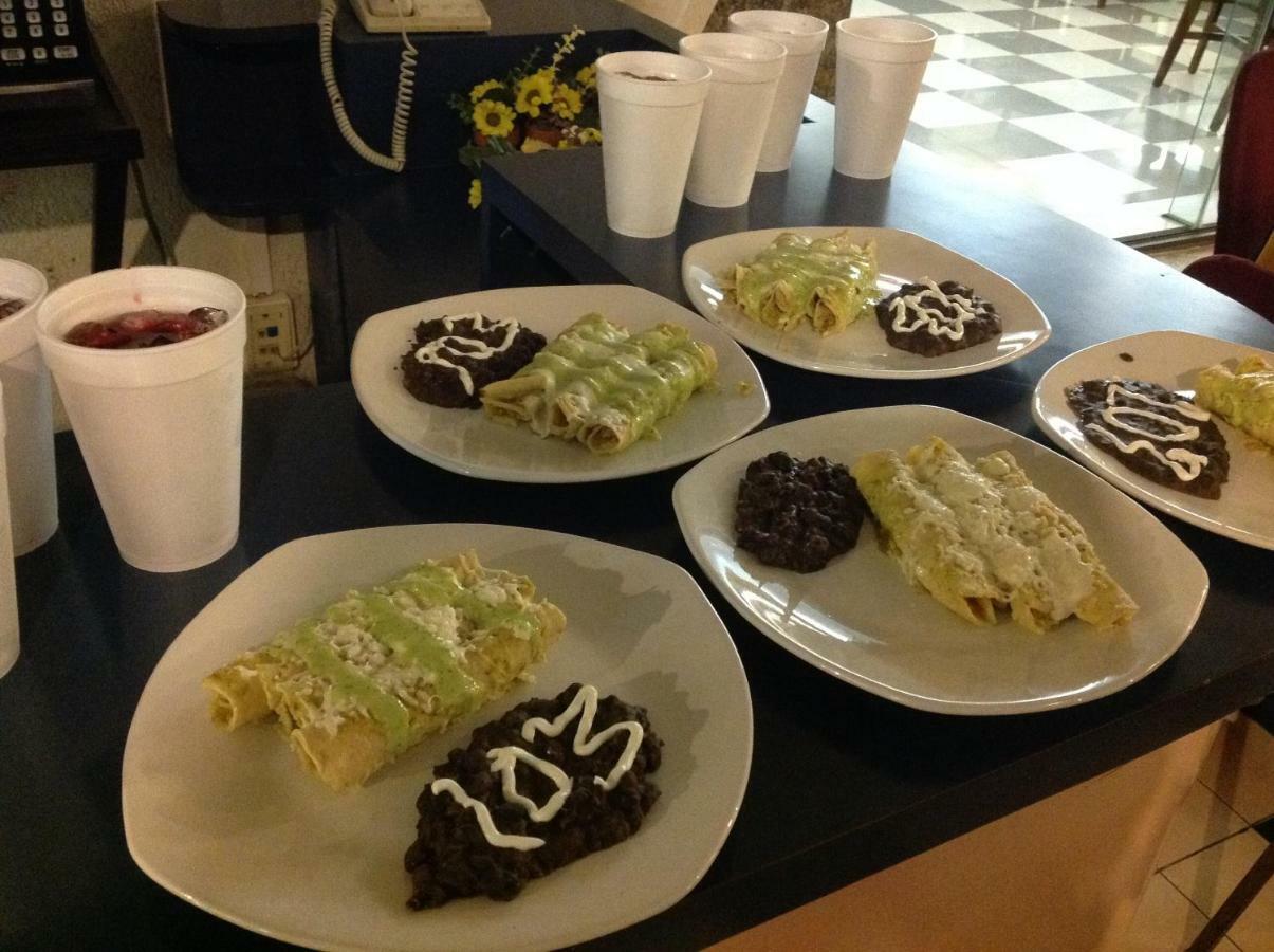 Best Western Hotel Plaza Matamoros Екстер'єр фото
