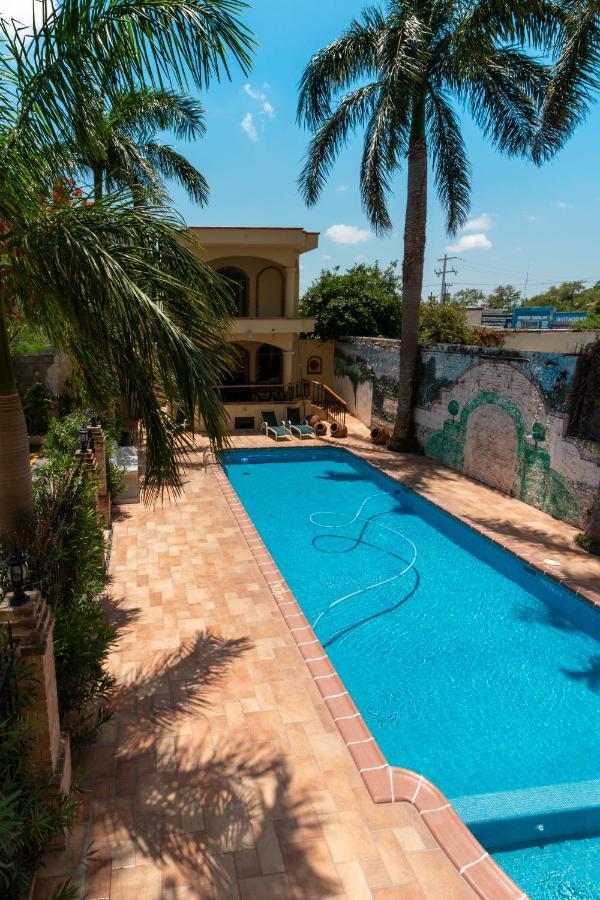 Best Western Hotel Plaza Matamoros Екстер'єр фото