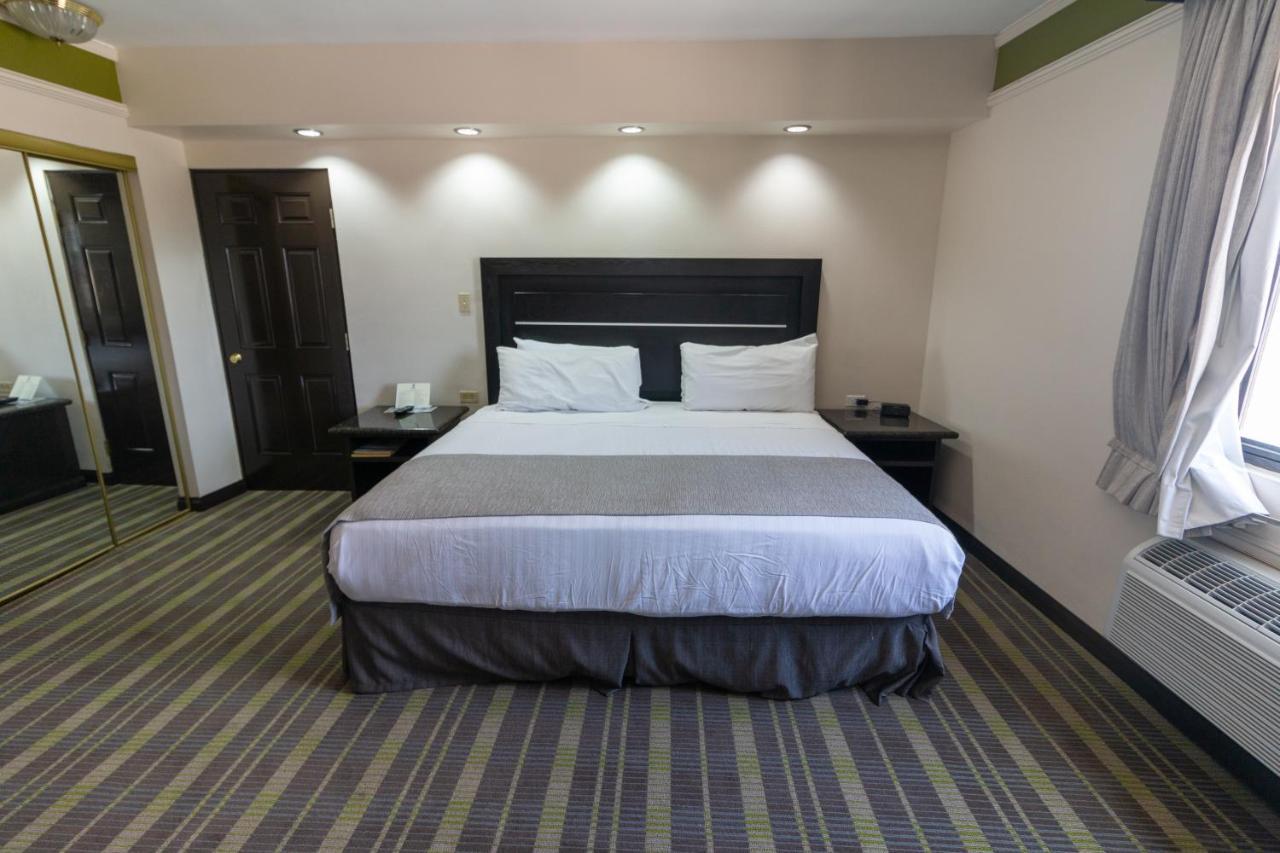 Best Western Hotel Plaza Matamoros Екстер'єр фото