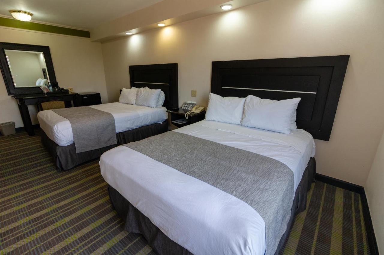 Best Western Hotel Plaza Matamoros Екстер'єр фото